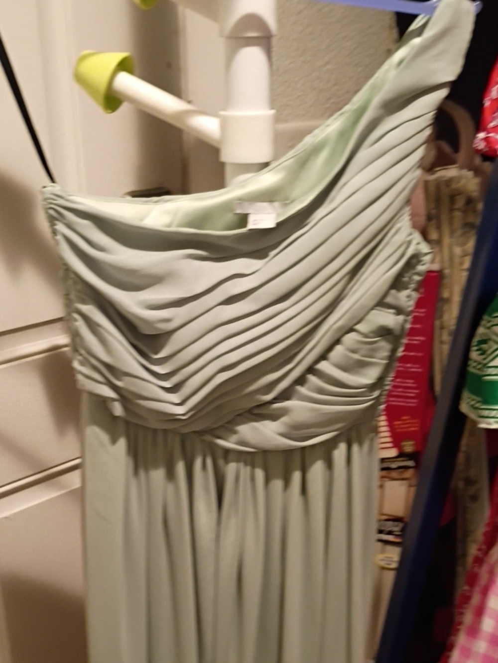 One-Shoulder Sage Green Pleated Chiffon Evening Dress